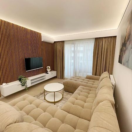 Luxury Wellness&Spa Букурещ Екстериор снимка